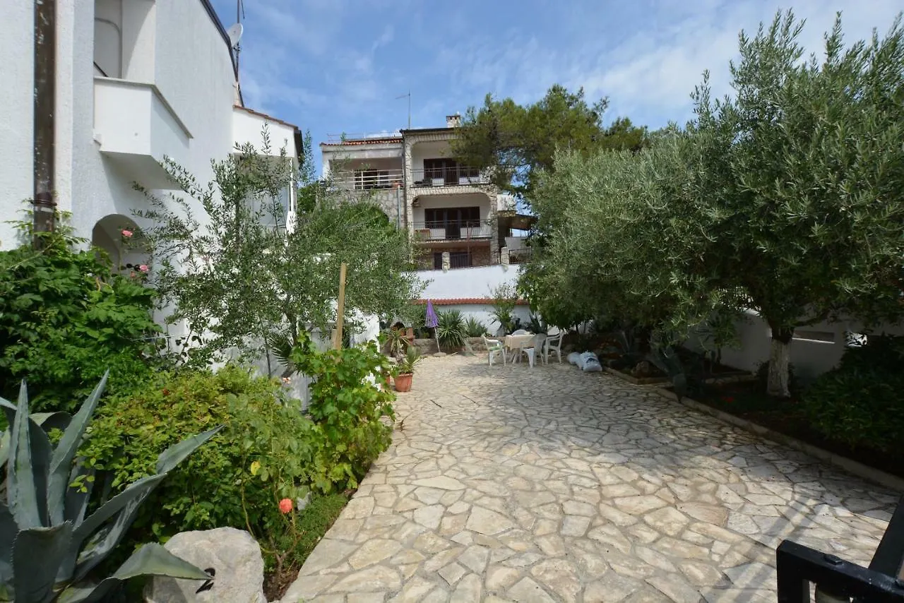 Apartment Durdica Kornić